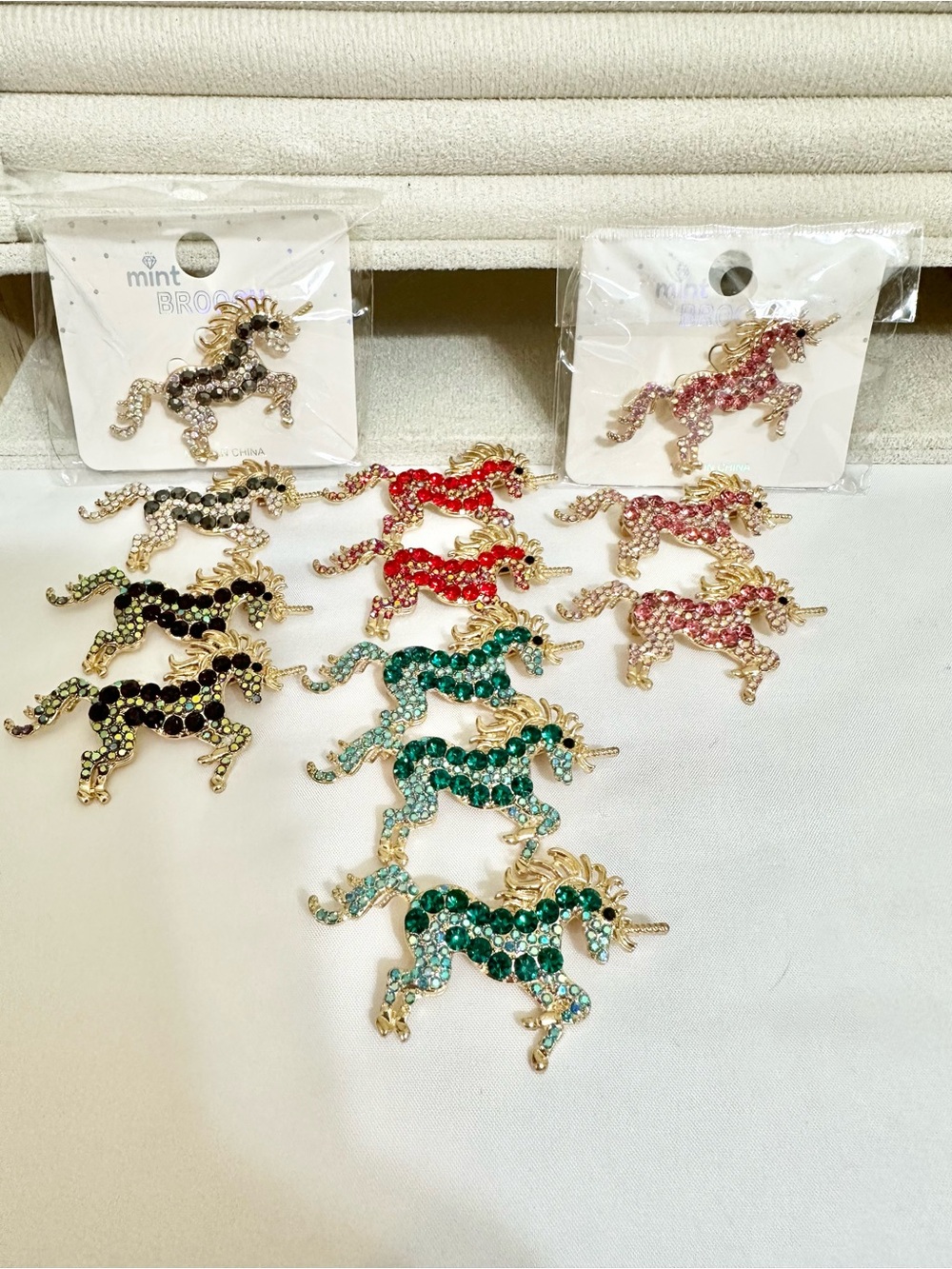 Sparkling Crystals Unicorn Brooch Lot (12 pcs)